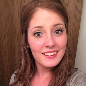 Meet your Posher, Maryjo